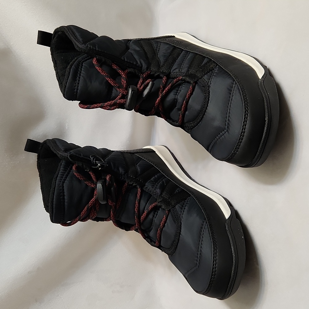 Sorel Whitney II Waterproof Winter Boots (Youth Size 5) - Picture 4 of 13